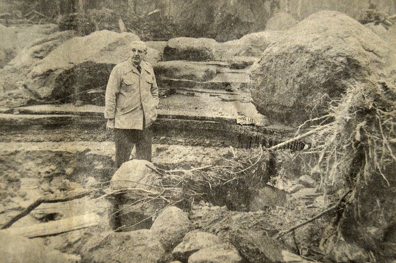 HRN Gov. Vic Atiyeh